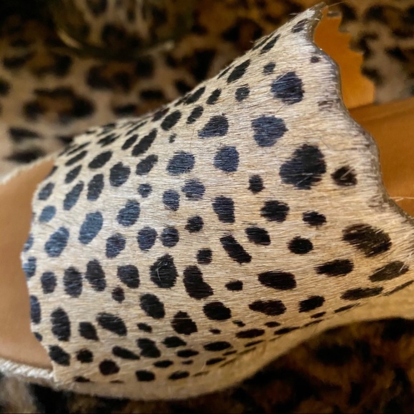Matisse tan leather & calf hair leopard wedge sandals  Size:9 - Picture 4 of 8